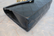 Load image into Gallery viewer, CHANEL Big CC mark chain shoulder bag Lambskin Black/Gold hadware Shoulder bag 800090010
