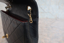 Load image into Gallery viewer, CHANEL Mini Matelasse single flap chain shoulder bag Lambskin Black/Gold hadware Shoulder bag 800030023
