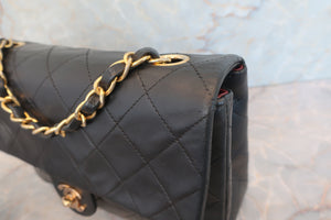 CHANEL Mini Matelasse single flap chain shoulder bag Lambskin Black/Gold hadware Shoulder bag 600070112