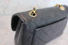 Load image into Gallery viewer, CHANEL Matelasse single flap chain shoulder bag Lambskin Black/Gold hadware Shoulder bag 600060065
