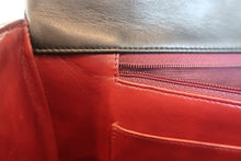 Load image into Gallery viewer, CHANEL Big Matelasse chain single flap chain shoulder bag Lambskin Black/Gold hadware Shoulder bag 700090228
