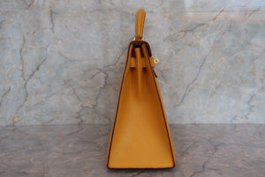 HERMES／エルメス ケリー32 クシュベル ジョーヌ 〇W刻印 ショルダーバッグ 700080175