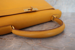 HERMES／エルメス ケリー32 クシュベル ジョーヌ 〇W刻印 ショルダーバッグ 700080175