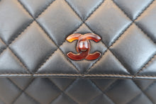 Load image into Gallery viewer, CHANEL Matelasse tortoiseshell chain shoulder bag Lambskin Black Hand bag 700120122
