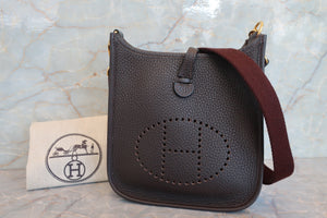 HERMES／エルメス エブリンTPM トリヨンクレマンス カフェ Z刻印 ショルダーバッグ 700060047