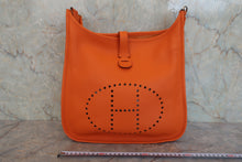 Load image into Gallery viewer, HERMES EVELYNE 3PM Clemence leather Orange □P Engraving Shoulder bag 800080193
