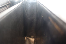 Load image into Gallery viewer, CHANEL Matelasse tortoiseshell chain shoulder bag Lambskin Black Hand bag 700120122
