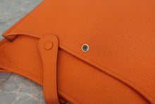Load image into Gallery viewer, HERMES EVELYNE 3PM Clemence leather Orange □P Engraving Shoulder bag 800080193

