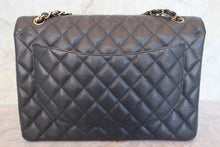 Load image into Gallery viewer, CHANEL Matelasse double flap chain shoulder bag Caviar skin Black/Gold hardware Shoulder bag 700090229
