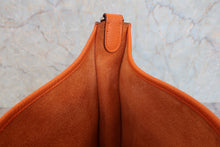 Load image into Gallery viewer, HERMES EVELYNE 3PM Clemence leather Orange □P Engraving Shoulder bag 800080193
