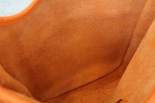 Load image into Gallery viewer, HERMES EVELYNE 3PM Clemence leather Orange □P Engraving Shoulder bag 800080193
