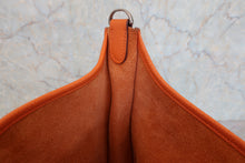 Load image into Gallery viewer, HERMES EVELYNE 3PM Clemence leather Orange □P Engraving Shoulder bag 800080193
