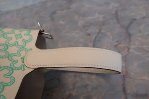 HERMES／エルメス ピコタンロックマイクロ（ミクロ） ラッキーデイジー ヴォースイフト ナタ/ヴェール B刻印 ハンドバッグ 700080187