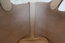 画像をギャラリービューアに読み込む, HERMES／エルメス ピコタンロックマイクロ（ミクロ） ラッキーデイジー ヴォースイフト ナタ/ヴェール B刻印 ハンドバッグ 700080187
