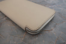 将图片加载到图库查看器，HERMES Azapp Long Silkin Epsom leather/Silk Craie X刻印 Wallet 600060130
