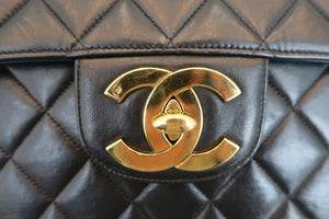 CHANEL Medium Matelasse single flap chain shoulder bag Lambskin Black/Gold hadware Shoulder bag 600060071