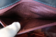 Load image into Gallery viewer, CHANEL Mini Matelasse chain single flap chain shoulder bag Lambskin Black/Gold hadware Shoulder bag 700090187
