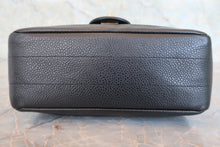 Load image into Gallery viewer, CHANEL Border Stitch chain shoulder bag Caviar skin Black/Gold hadware Shoulder bag 800080132
