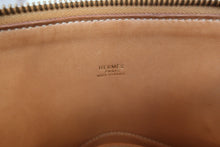 Load image into Gallery viewer, HERMES／BOLIDE 31 Graine Couchevel leather Natural □E Engraving Shoulder bag 600120285
