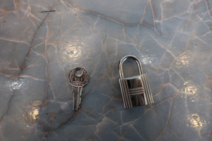 HERMES／エルメス ピコタンロックＰＭ トリヨンクレマンス ルージュカザック A刻印 ハンドバッグ 700070138