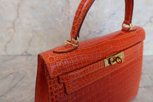 将图片加载到图库查看器，HERMES KELLY 25 Crocodile Porosus Pain d&#39; epice □H刻印 Shoulder bag 600110040
