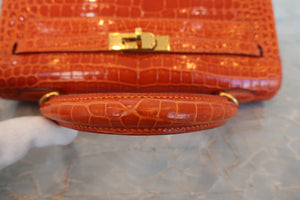 HERMES KELLY 25 Crocodile Porosus Pain d' epice □H刻印 Shoulder bag 600110040