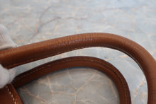 將圖片載入圖庫檢視器 HERMES／エルメス オータクロア32 クシュベル ゴールド ○V刻印 ハンドバッグ 700060045
