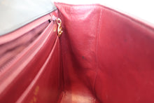 Load image into Gallery viewer, CHANEL  V-Stitch chain shoulder bag Lambskin Black/Gold hadware Shoulder bag 700090234
