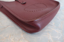 Load image into Gallery viewer, HERMES EVELYNE TPM Clemence leather Bordeaux A Engraving Shoulder bag 600060173
