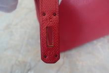 Load image into Gallery viewer, HERMES KELLY 32 Graine Couchevel leather Rouge vif 〇V Engraving Shoulder bag 500060067
