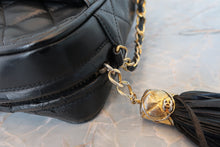 Load image into Gallery viewer, CHANEL Matelasse fringe chain shoulder bag Lambskin Black/Gold hadware Shoulder bag 800080145
