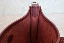 将图片加载到图库查看器，HERMES EVELYNE TPM Clemence leather Bordeaux A刻印 Shoulder bag 600060173
