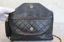 Load image into Gallery viewer, CHANEL Matelasse fringe chain shoulder bag Lambskin Black/Gold hadware Shoulder bag 800080145
