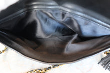 Load image into Gallery viewer, CHANEL Matelasse fringe chain shoulder bag Lambskin Black/Gold hadware Shoulder bag 800080145
