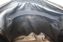 Load image into Gallery viewer, CHANEL Matelasse fringe chain shoulder bag Lambskin Black/Gold hadware Shoulder bag 800080145
