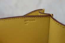 Load image into Gallery viewer, HERMES CONSTANCE MINI Epsom leather Lime A Engraving Shoulder bag 600040204
