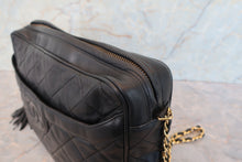 Load image into Gallery viewer, CHANEL Matelasse fringe chain shoulder bag Lambskin Black/Gold hadware Shoulder bag 700090246
