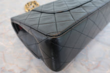 Load image into Gallery viewer, CHANEL Matelasse double Flap Double Chain shoulder bag Lambskin Black/Gold Hardware Shoulder bag 800080248
