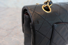 Load image into Gallery viewer, CHANEL Matelasse double Flap Double Chain shoulder bag Lambskin Black/Gold Hardware Shoulder bag 800080248
