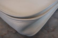 画像をギャラリービューアに読み込む, HERMES／エルメス エブリン2ＰＭ トリヨンクレマンス ホワイト □H刻印 ショルダーバッグ 800010090
