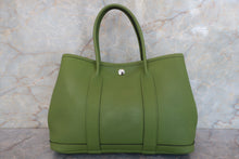画像をギャラリービューアに読み込む, HERMES／エルメス ガーデンパーティＴＰＭ ネゴンダ アニスグリーン □M刻印 トートバッグ 700100173
