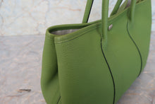 画像をギャラリービューアに読み込む, HERMES／エルメス ガーデンパーティＴＰＭ ネゴンダ アニスグリーン □M刻印 トートバッグ 700100173
