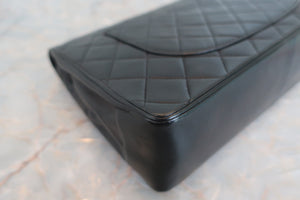 CHANEL Matelasse double flap chain shoulder bag Lambskin Black/Gold hadware Shoulder bag 600040104