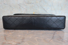 Load image into Gallery viewer, CHANEL Matelasse chain shoulder bag Lambskin Black/Gold hadware Shoulder bag 800080122
