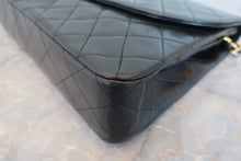Load image into Gallery viewer, CHANEL Matelasse chain shoulder bag Lambskin Black/Gold hadware Shoulder bag 800080122
