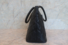 画像をギャラリービューアに読み込む, CHANEL/シャネル 復刻トート キャビアスキン ブラック/ゴールド金具 トートバッグ 800010106
