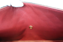 Load image into Gallery viewer, CHANEL Matelasse chain shoulder bag Lambskin Black/Gold hadware Shoulder bag 800080122
