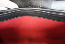 Load image into Gallery viewer, CHANEL Matelasse chain shoulder bag Lambskin Black/Gold hadware Shoulder bag 800080122
