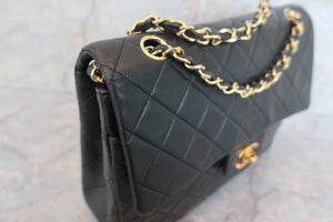 CHANEL Matelasse double flap double chain shoulder bag Lambskin Black/Gold hadware Shoulder bag 600040205