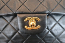 Load image into Gallery viewer, CHANEL Matelasse double flap double chain shoulder bag Lambskin Black/Gold hadware Shoulder bag 600040205
